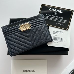 *SOLD* chanel Card holder